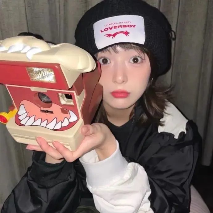 力与美之路海报